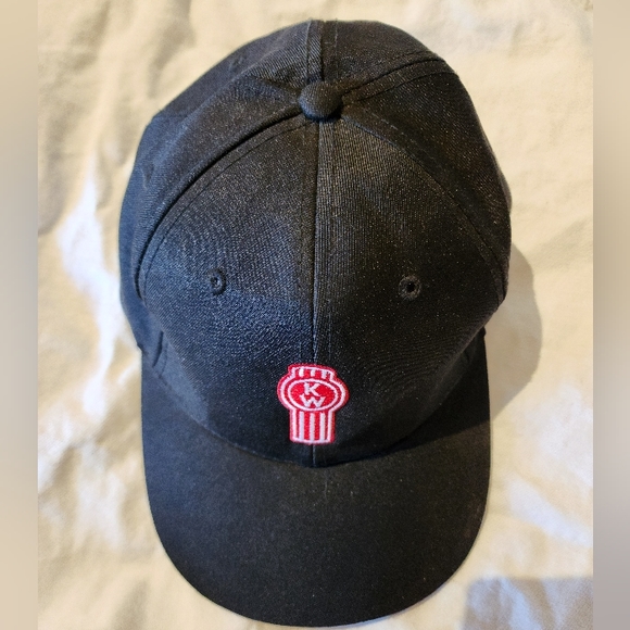 Brand New Official Authentic Merchandise Kenworth Canada cap - Picture 1 of 6
